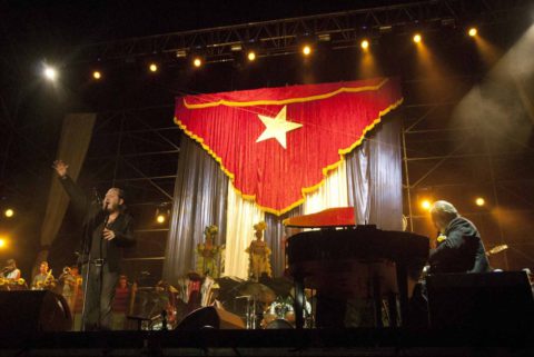 Over 70.000 people at concert in Havana! Pictures and press coverage