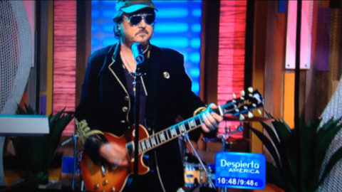 Zucchero guest of the program Despierta America