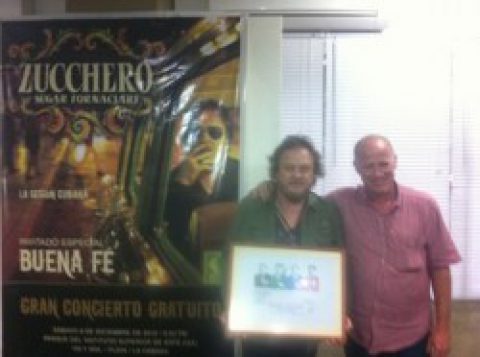 Zucchero membro onorario dell'associazione dei giovani musiciti e artisti cubani